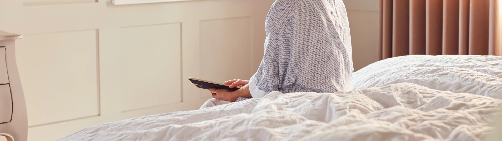 bedtime routine for seniors meadowlands senior living 1