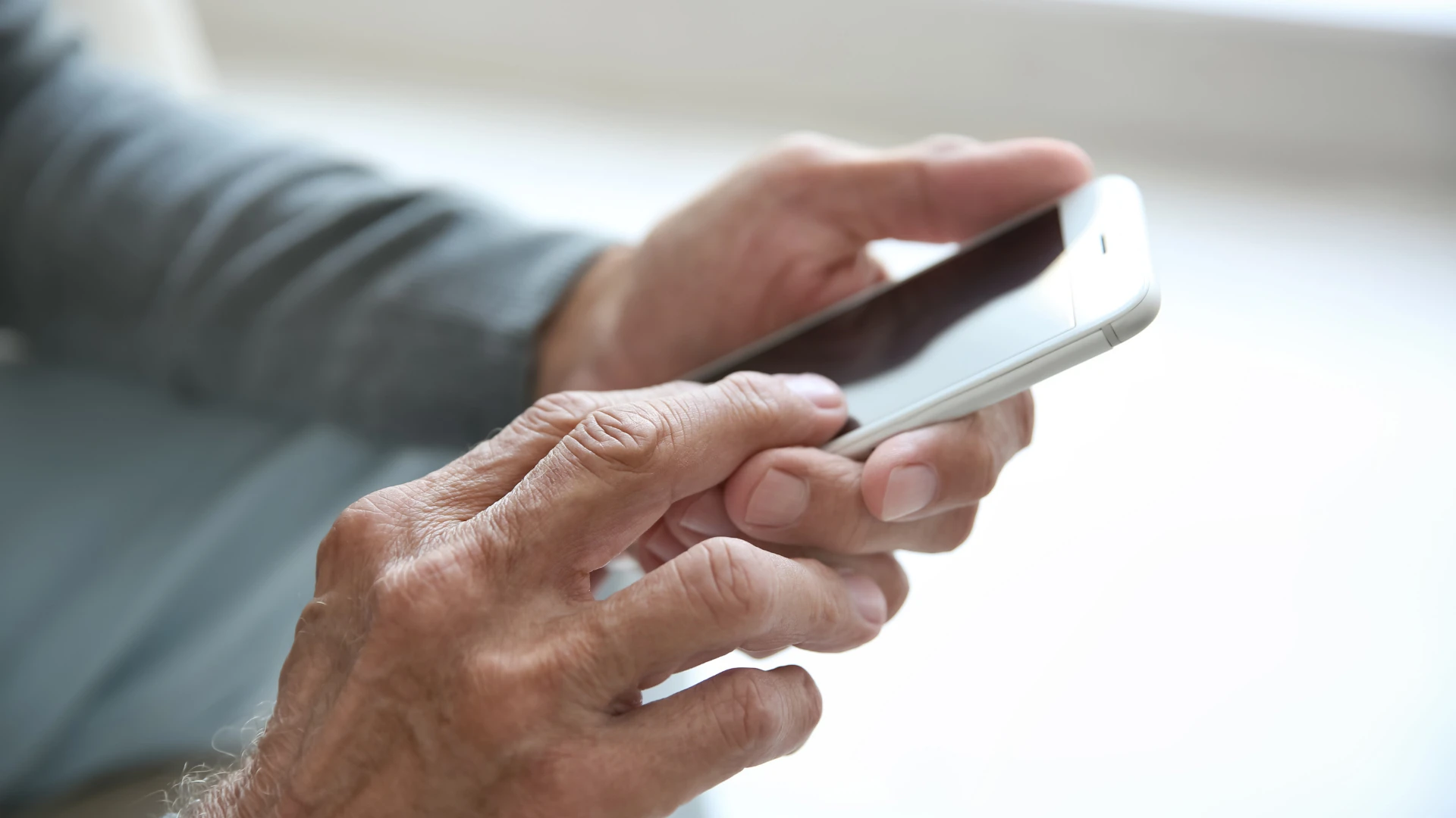 scams targeting seniors meadowlands senior living